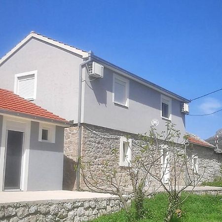Apartmani Matej Trebinje Esterno foto
