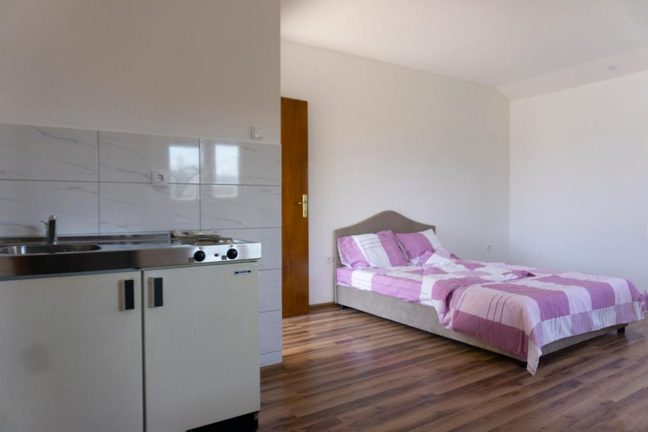 Apartmani Matej Trebinje Esterno foto