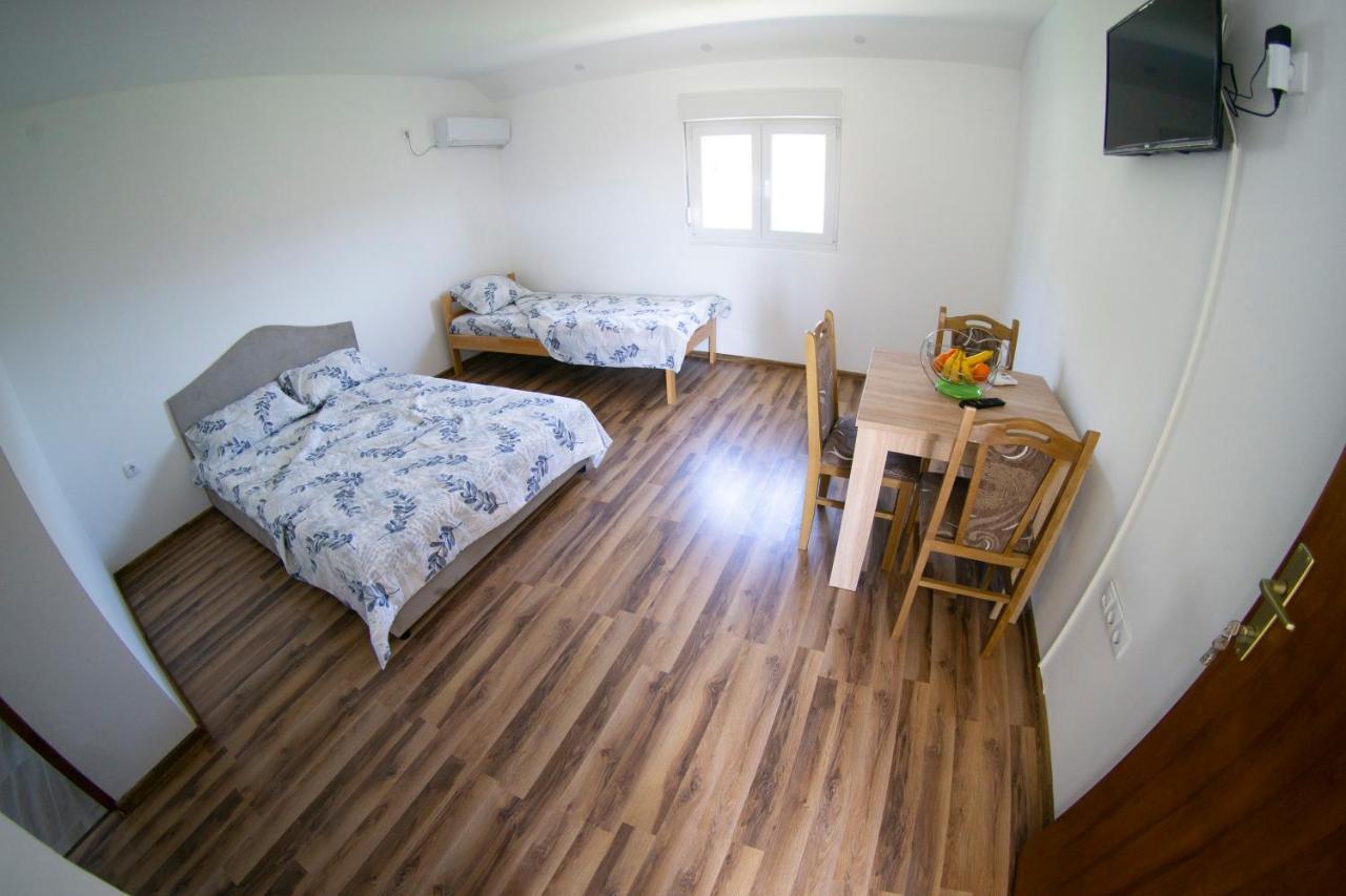 Apartmani Matej Trebinje Esterno foto